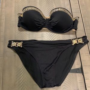 Swim suit great condition slightly push up top 36C bottom M